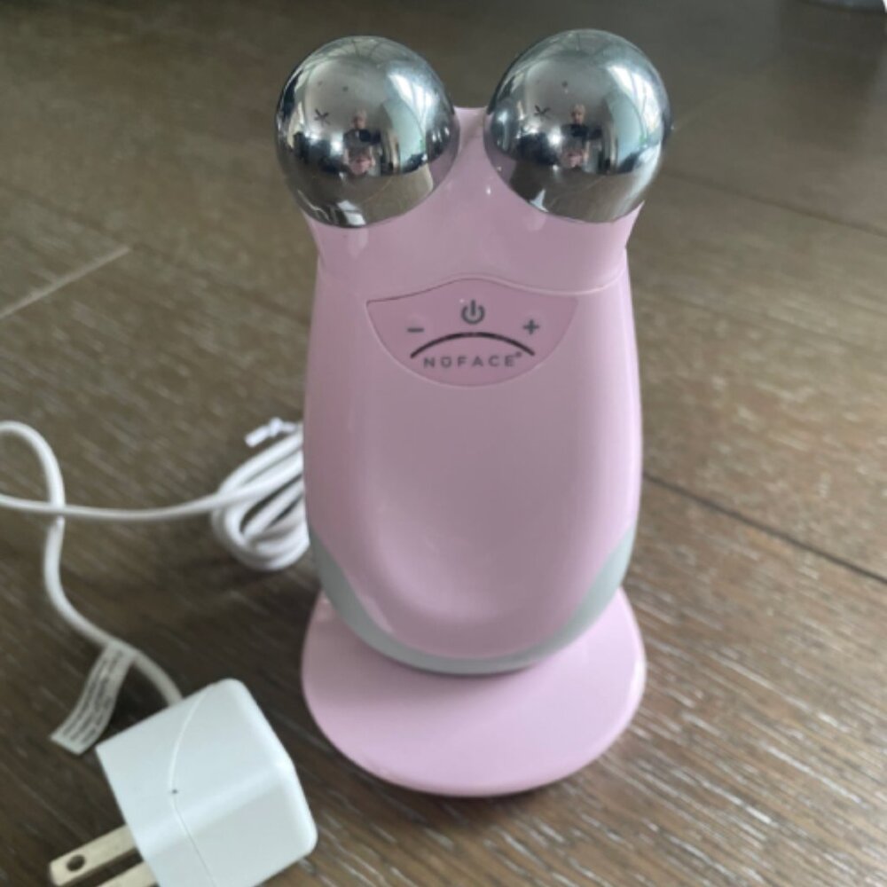 NuFace Toning Device Pink